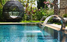 Avalon Boutique Hotel & Suites